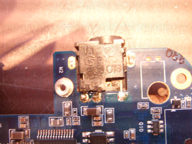 q1 ultra np-q1u samsung dc power jack connector socket port