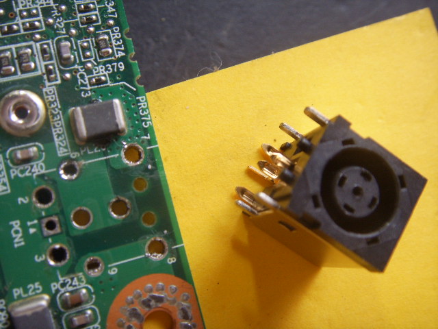 Dell Inspiron 1150 Connector Replacement