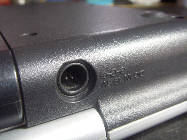 Sony VGN-NR498E PCG-7133L