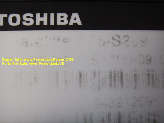 Toshiba Satellite A75-S209