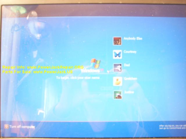 Toshiba Satellite A75-S209 Series